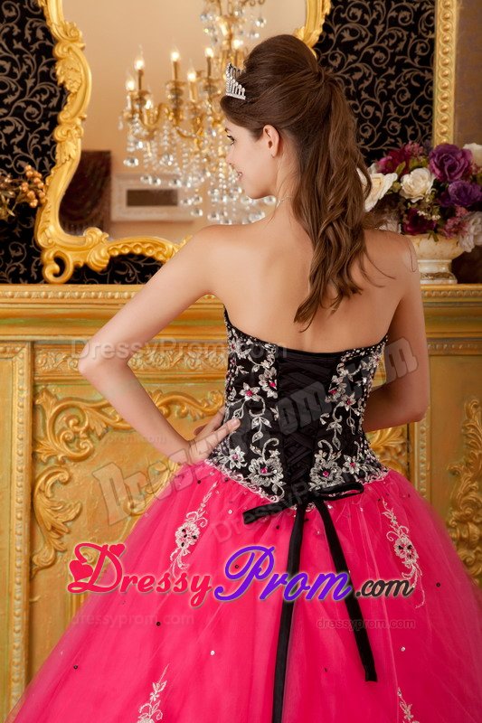 Breckenridge CO Appliqued Quinces Dresses in Hot Pink and Black